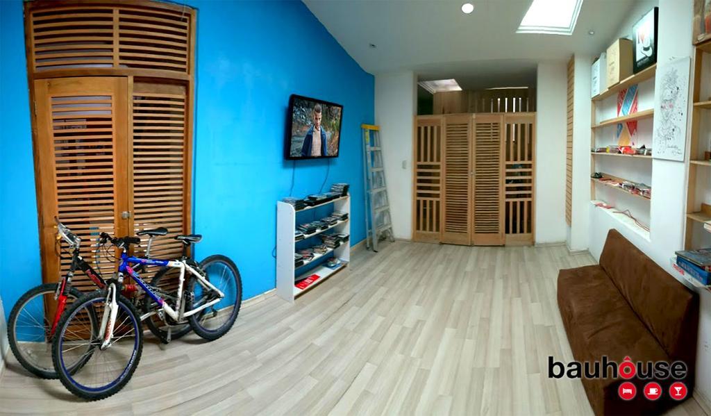 Bauhouse Backpacker Hostel Cuenca Exterior photo